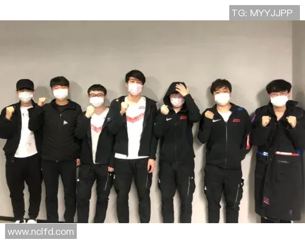 南京足球队选拔赛精彩点评团队配合默契展现出色竞技状态