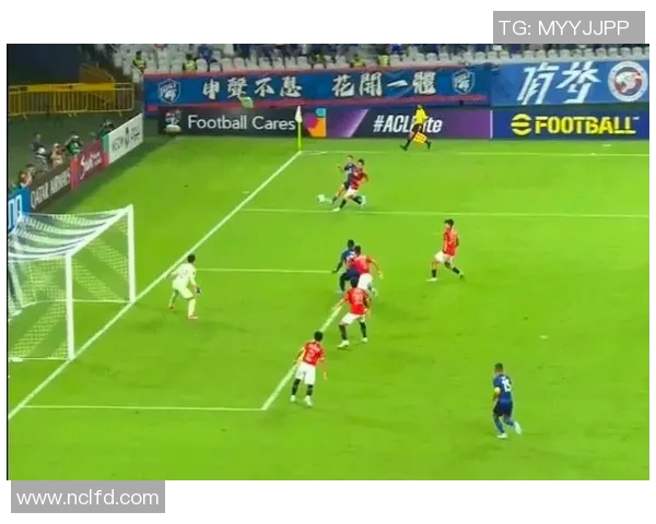 广州羽毛球队在精英赛积分榜中以85分稳居第一名展现强劲实力